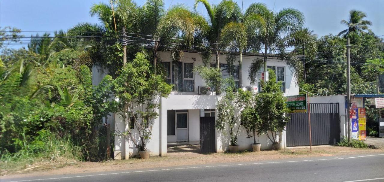 Saragama Holiday Resort Kurunegala Exteriör bild